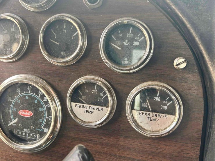1987-peterbilt-359-image-63