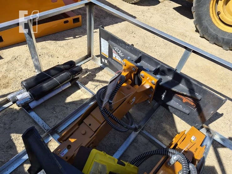 landhonor-shb-11-53b-hydraulic-breaker-image-1