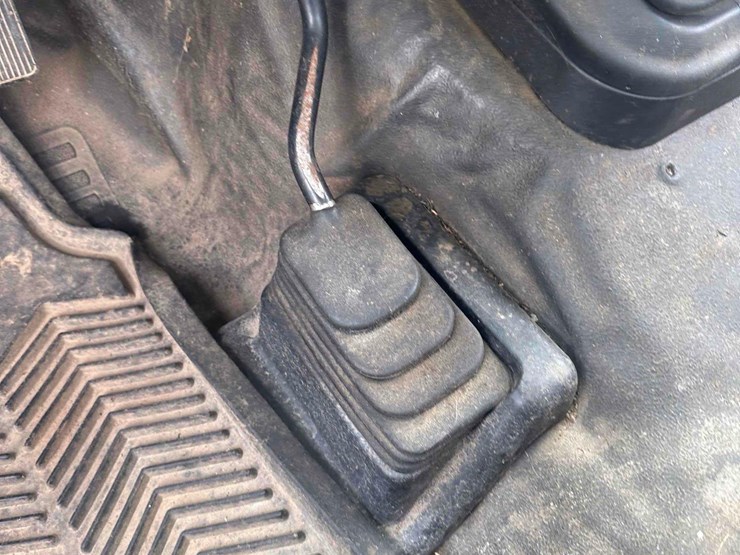 2008-ford-f250-xl-image-14