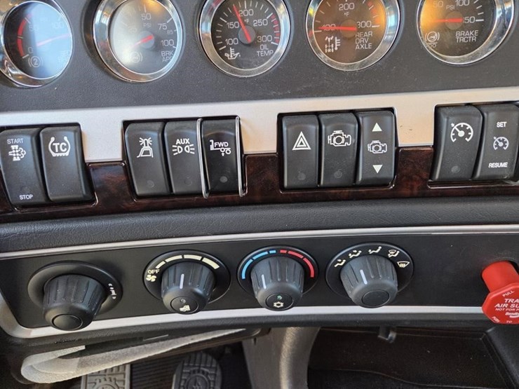 2026-kenworth-t800-image-20