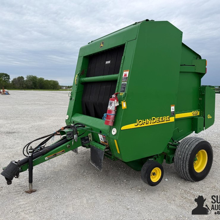 JOHN DEERE 567