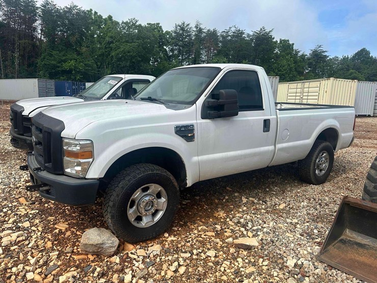 2008-ford-f250-xl-image-1