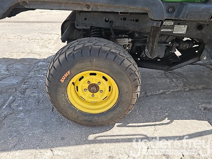 2012-john-deere-gator-image-8