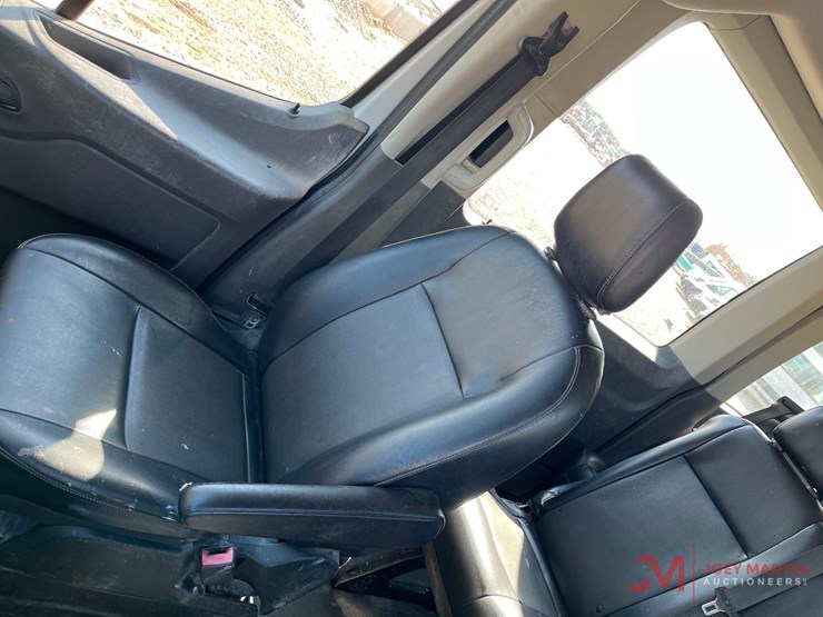 2020-ford-transit-image-21