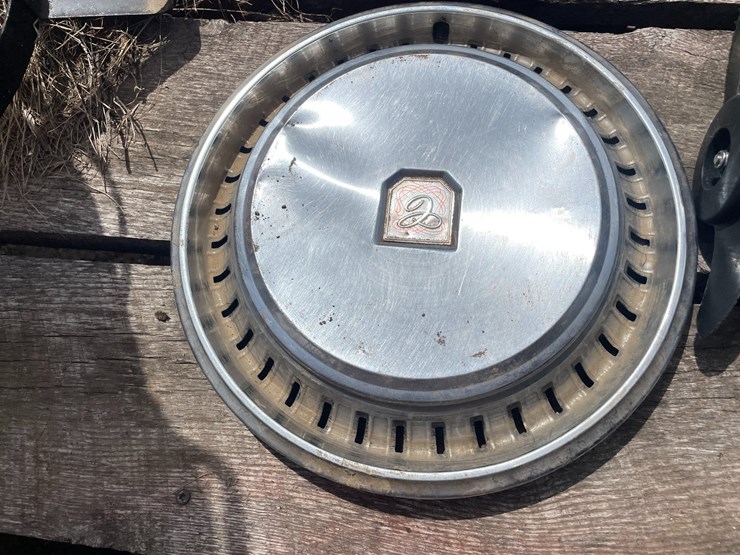 #2147-•-eagle-metal-gas-can-image-9