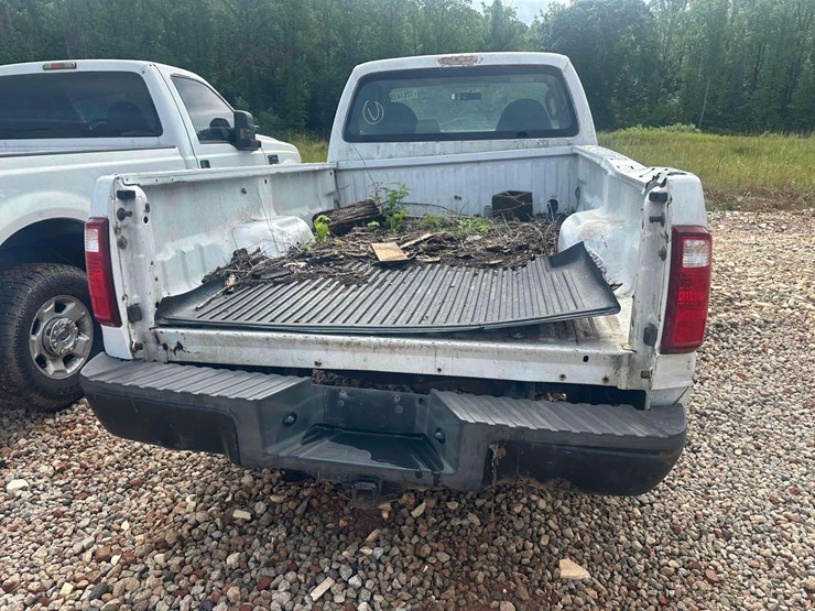 2008-ford-f250-xl-image-6