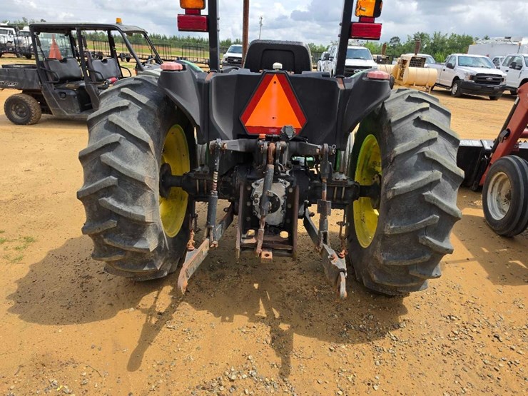 john-deere-5205-image-6