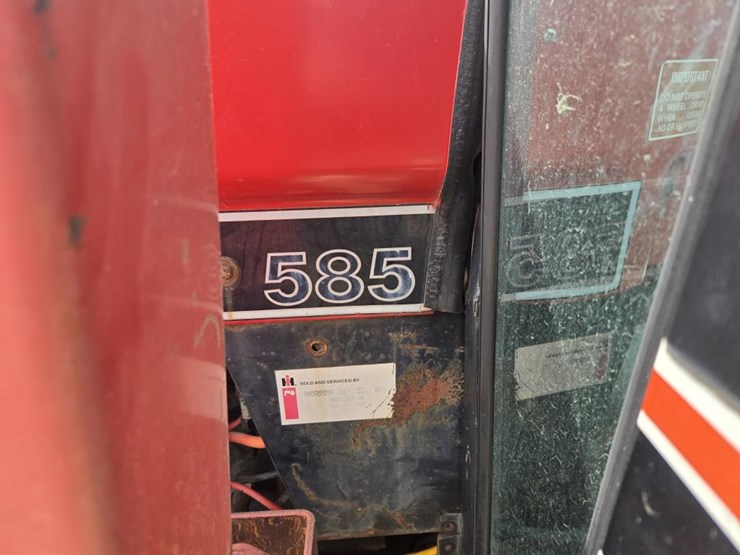 case-ih-585-image-4
