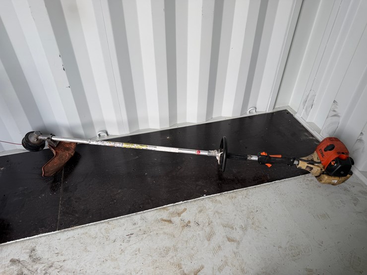 #6044-•-stihl-fs90r-string-trimmer-image-1