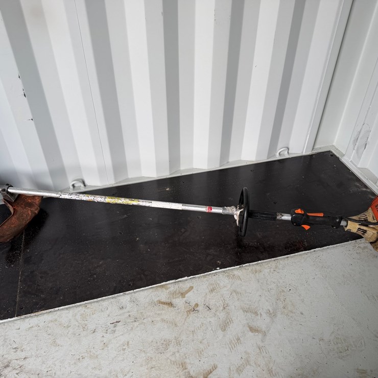 #6044 • STIHL FS90R String Trimmer