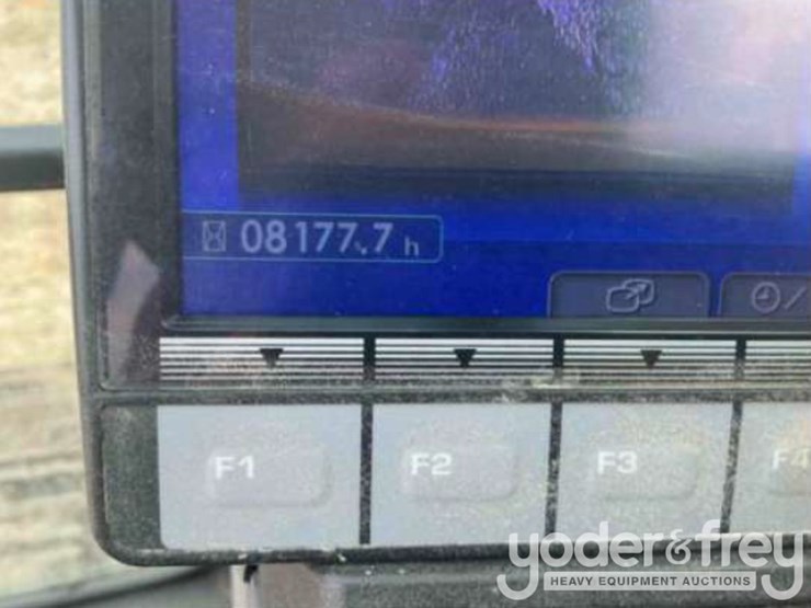 2017-komatsu-pc210-lc-11-image-28