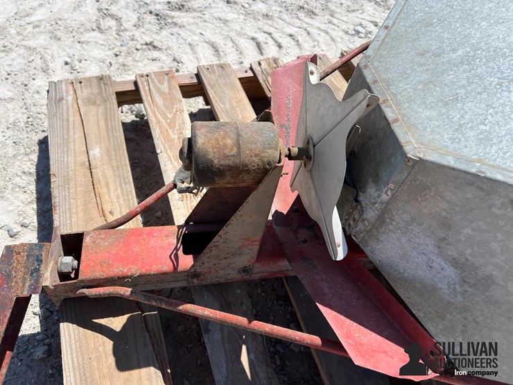 cyclone-spreader-image-6