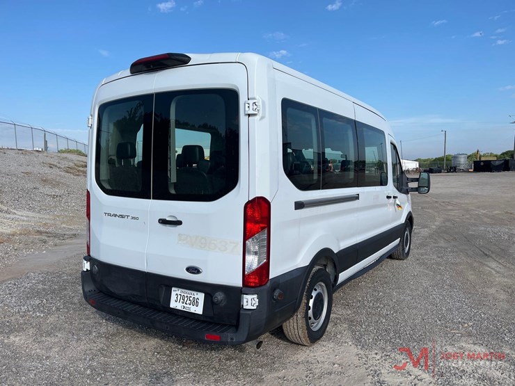 2020-ford-transit-image-2