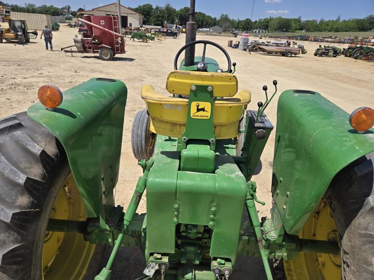 john-deere-4020-image-11