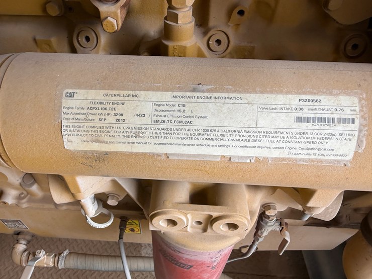 2012-caterpillar-c15-image-10