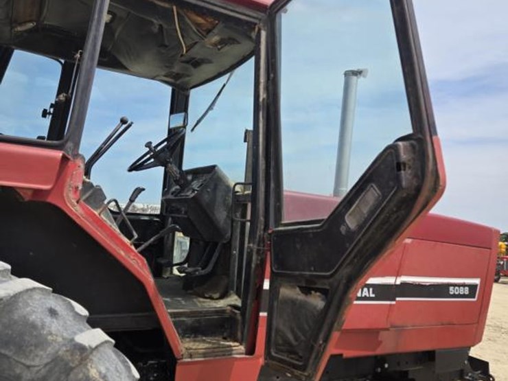 case-ih-5088-image-14