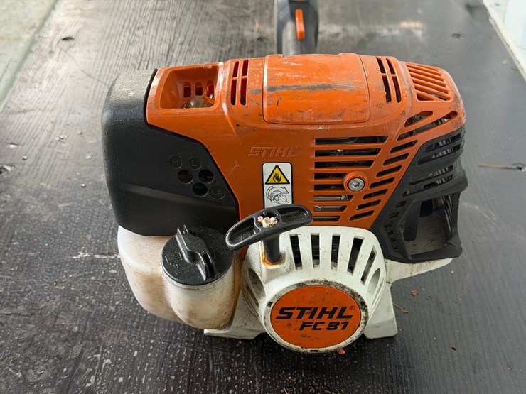 #6058-•-stihl-fc91-string-trimmer-image-2