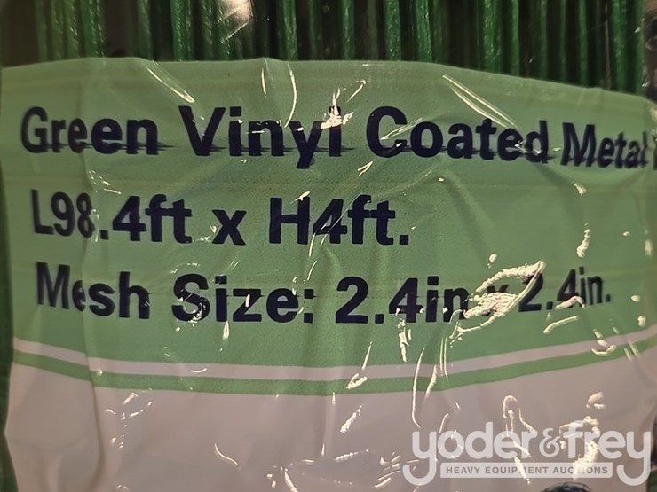 unused-green-vinyl-coated-lawn-fence,-98'-x-4',-(2-of),-2"-x-4"-grid-fence-image-2