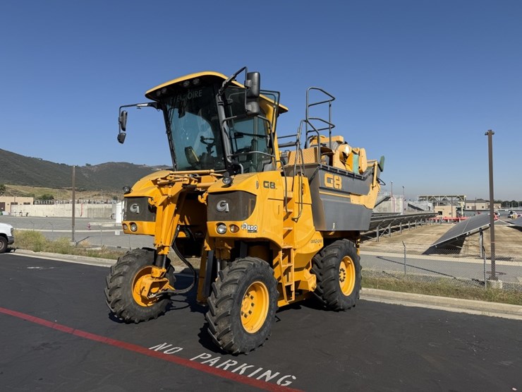 2016-gregoire-g8.260-double-bin-grape-harvester,-image-1