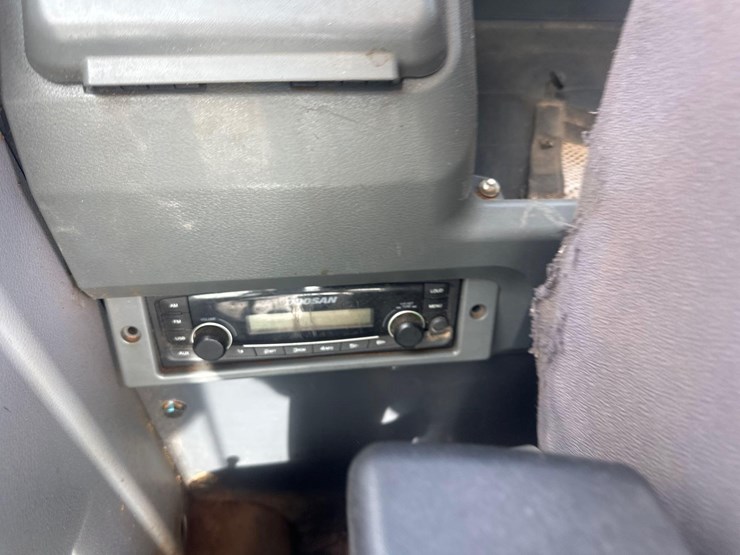 2021-doosan-dx225-lc-5-image-35
