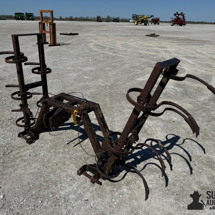 Fuerst Front-Runner 3-Pt Track Scratcher