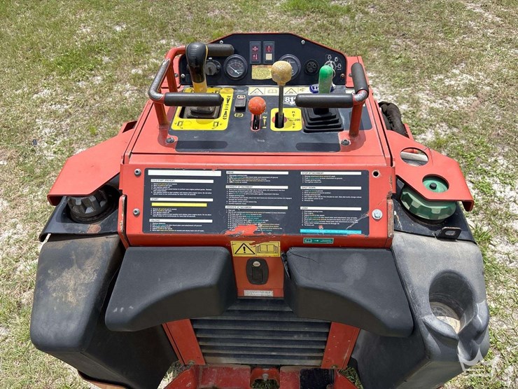 2020-ditch-witch-sk800-image-20