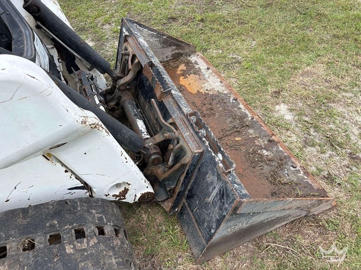 2021-bobcat-t64-image-8