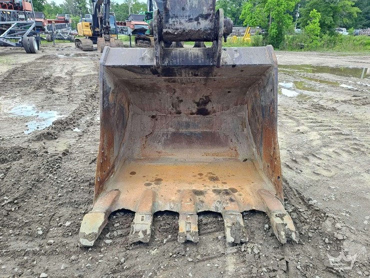 deere-350g-lc-image-34