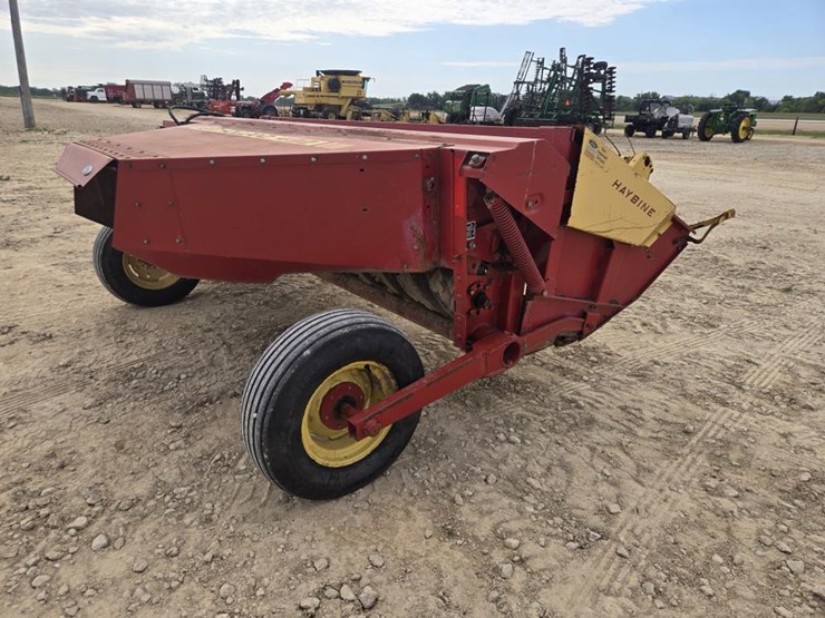 new-holland-492-image-11