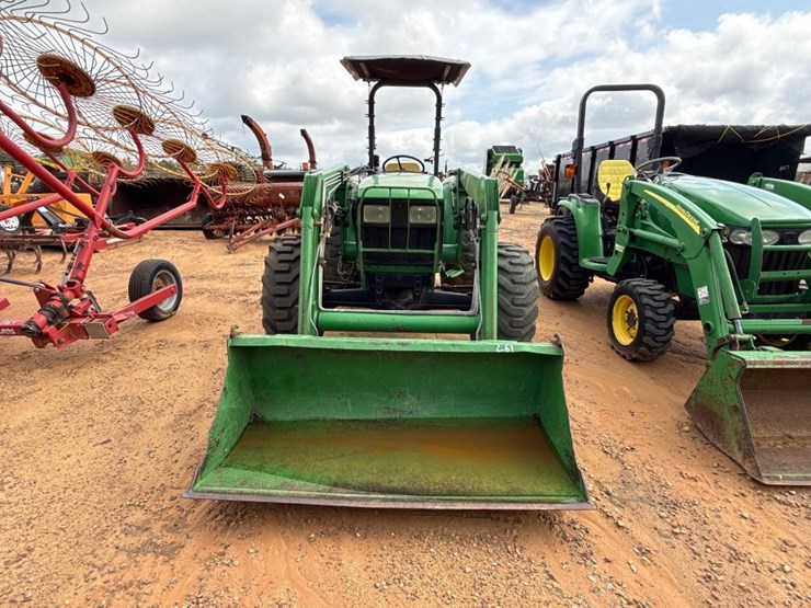 john-deere-5205-image-9
