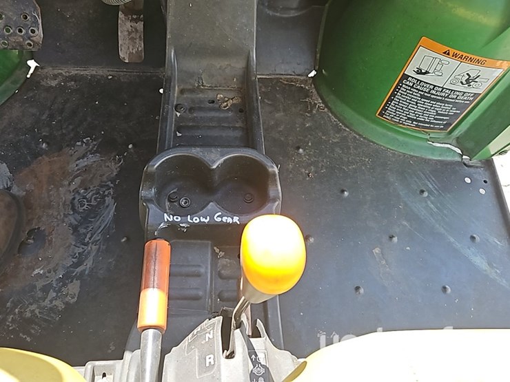 2012-john-deere-gator-image-19