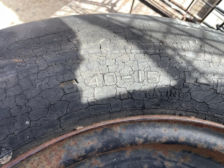 #2135-•-(2)-implement-tires-image-9