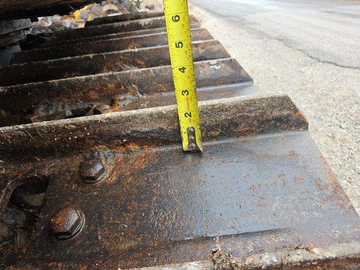 2010-deere-200d-lc-image-60