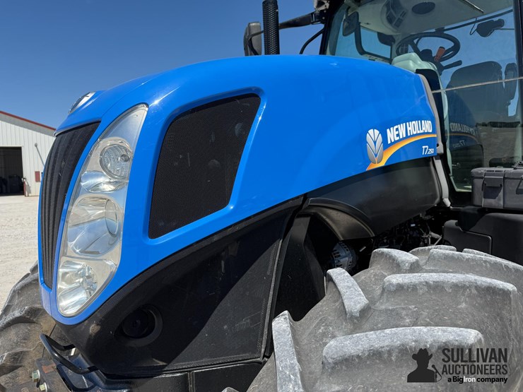 2013-new-holland-t7.250-image-16