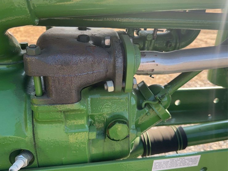 john-deere-h-image-32