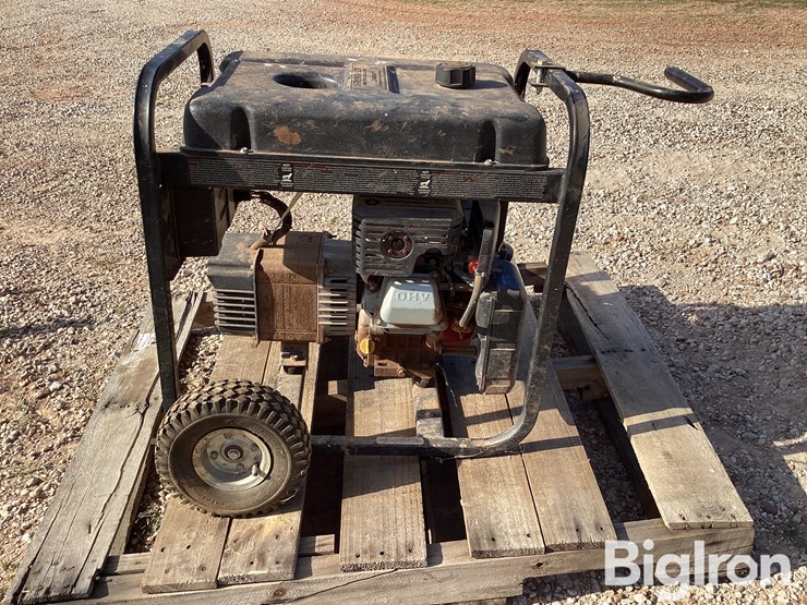 black-max-pm0535001-generator-image-8