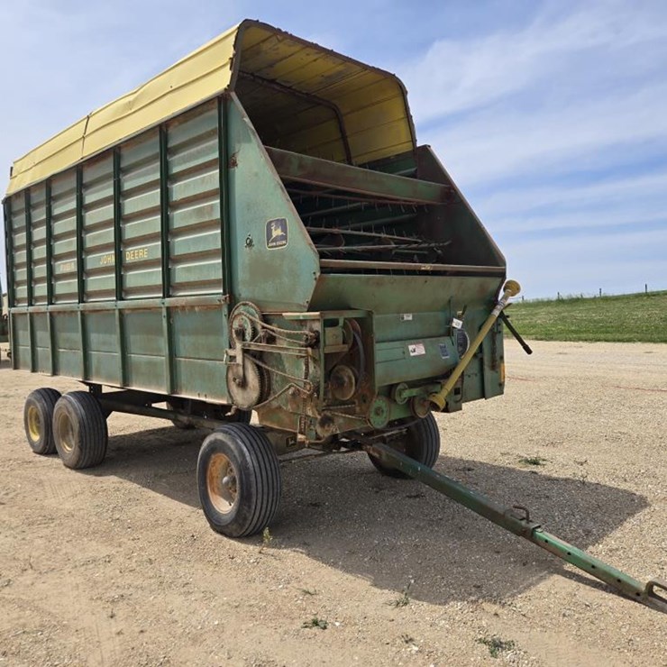 JOHN DEERE 716A