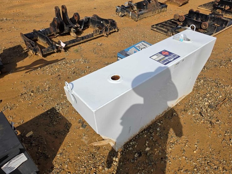 122---new-100-gal-better-built-fuel-tank-image-2