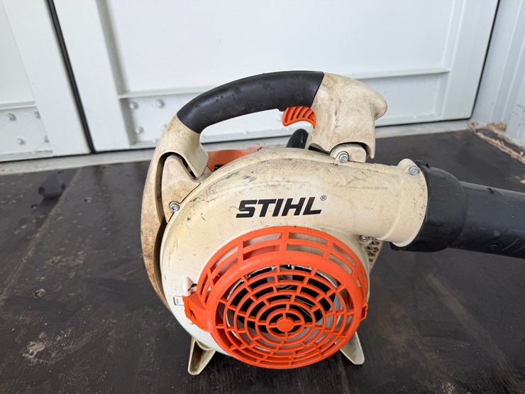 #6034-•-stihl-bg56c-handheld-leaf-blower-image-6