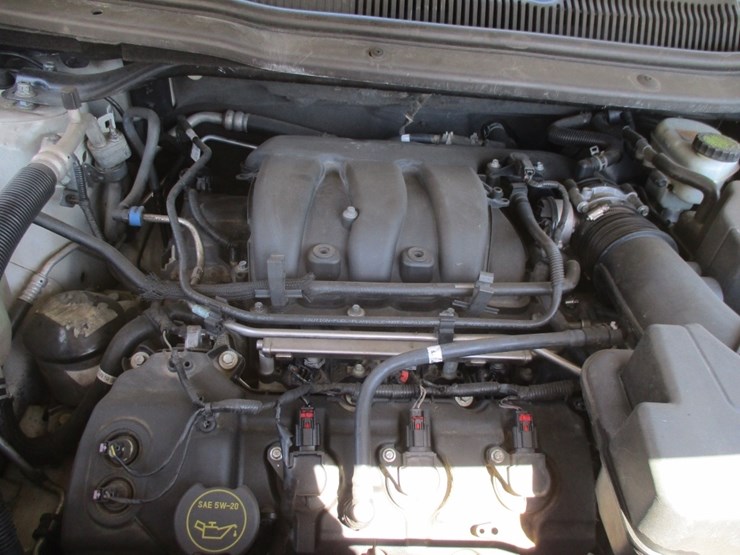 2014-ford-explorer-image-5