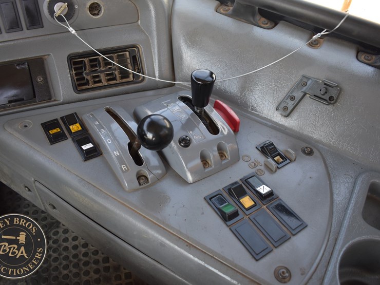 2007-volvo-a40d-image-30