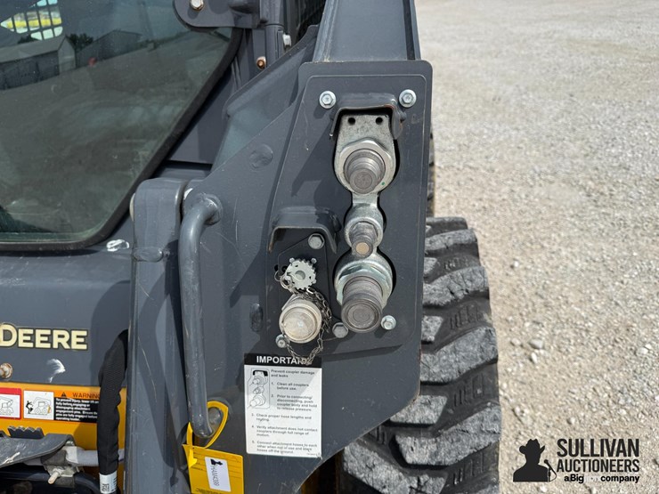 2024-deere-316gr-image-13