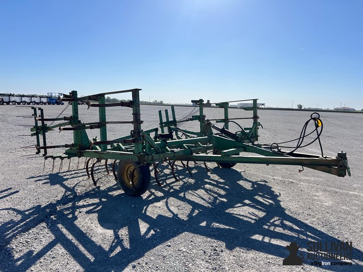 john-deere-1000-image-3