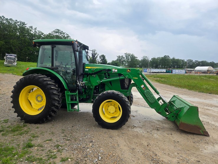 john-deere-6105d-image-15