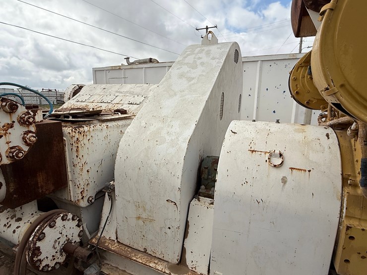 2011-caterpillar-3512-image-7