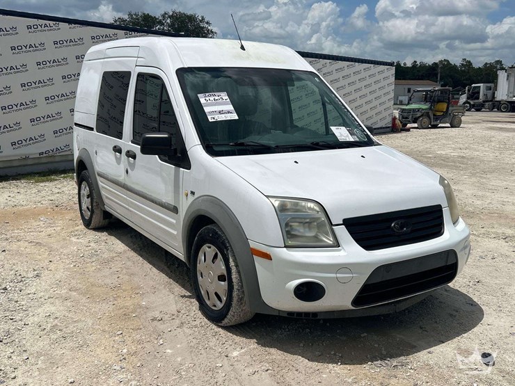 2011-ford-transit-connect-image-2