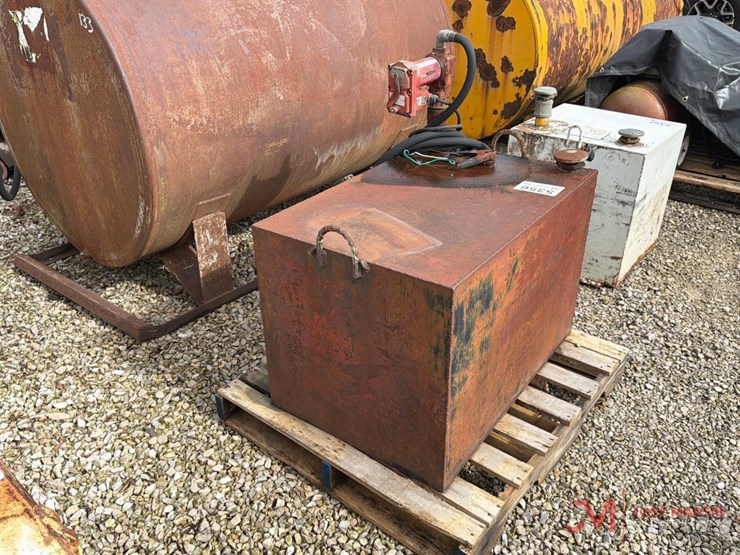 approximately-50-gallon-rectangular-fuel-tank-w/-15-gpm-12v-electric-pump-image-2