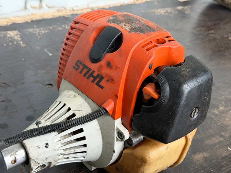 #6071-•-stihl-fs91r-4'-hedge-trimmer-image-6