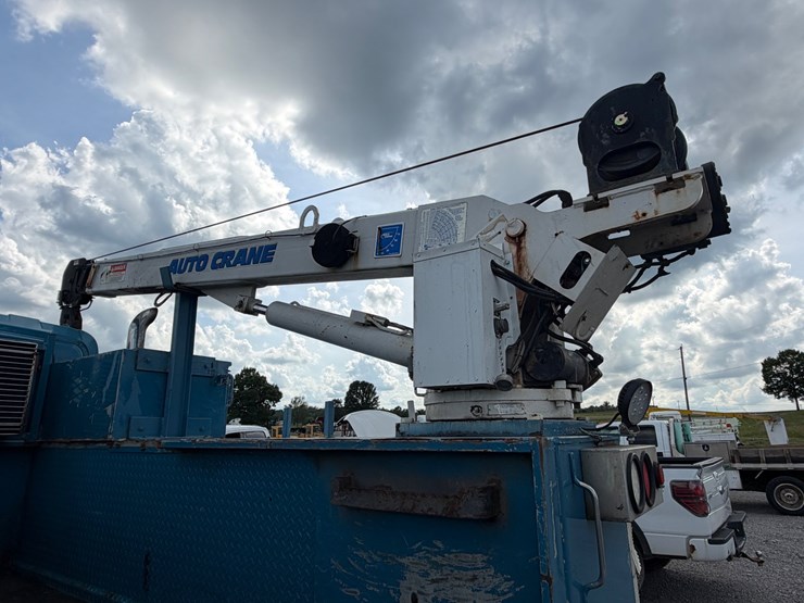 2007-international-durastar-4200-image-7