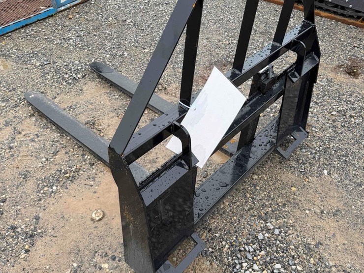 new-agt-saii100-pallet-forks-image-3